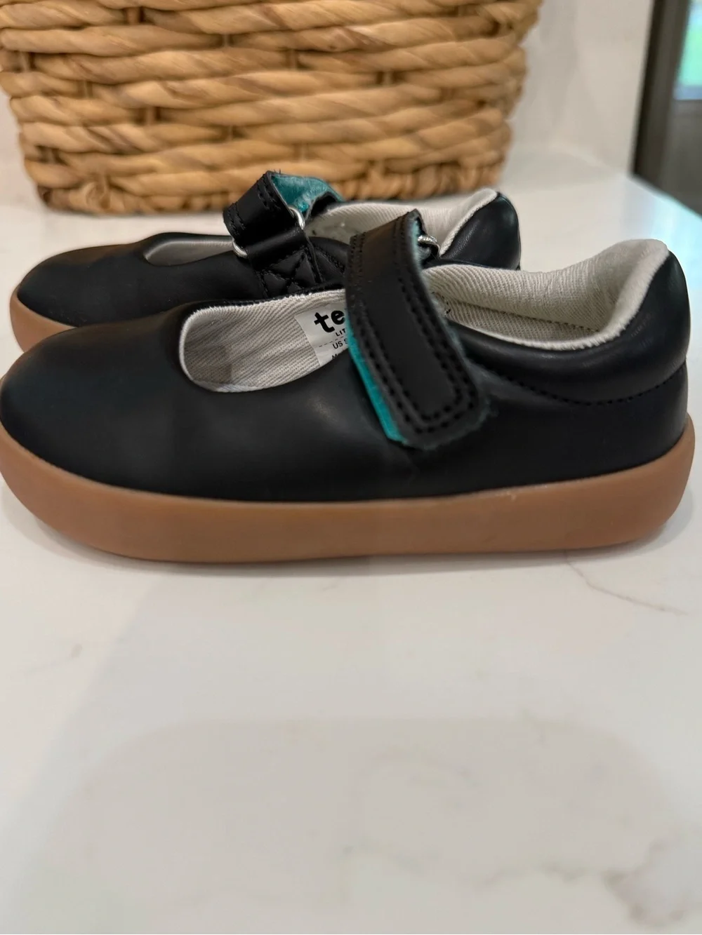 Ten Little classic black